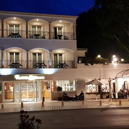 Platani Hotel Bolsena Exterior foto